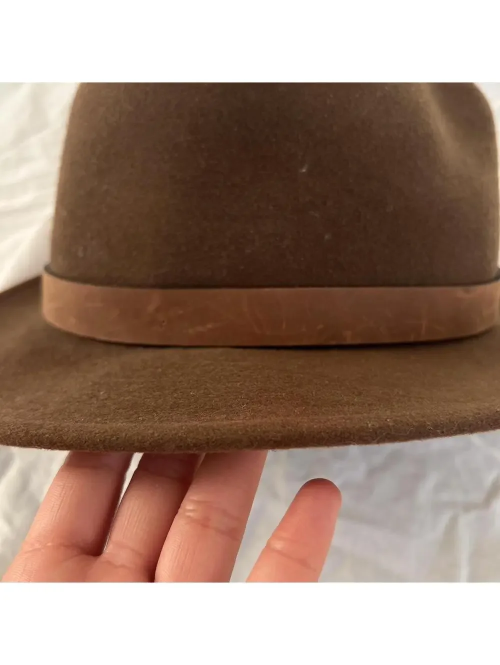 vintage Orvis wool fedora hat with leather band Size M